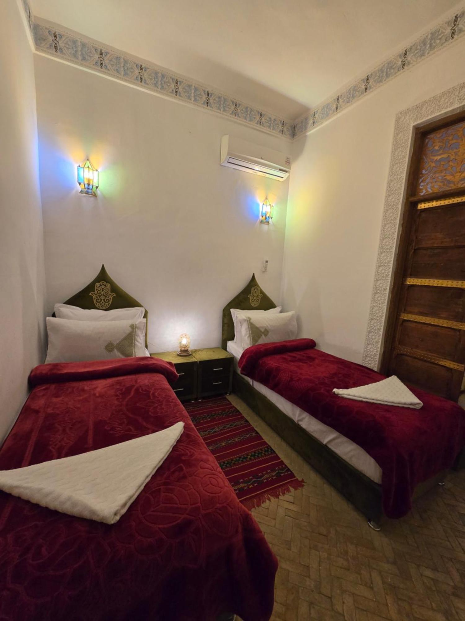 Dar Khmissa Fes Fez Exterior foto